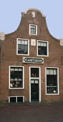 Foto van Planetarium,klik op de foto 